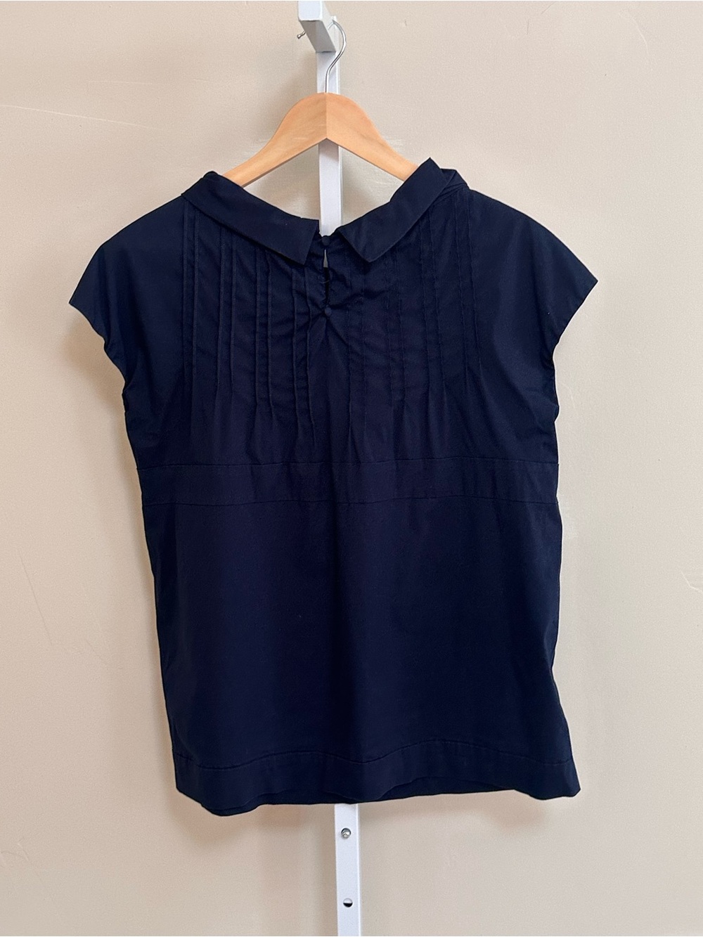 Miu Miu Made in Italy Navy Pleated Poplin Blouse Top IT 42 - Picture 2 of 9